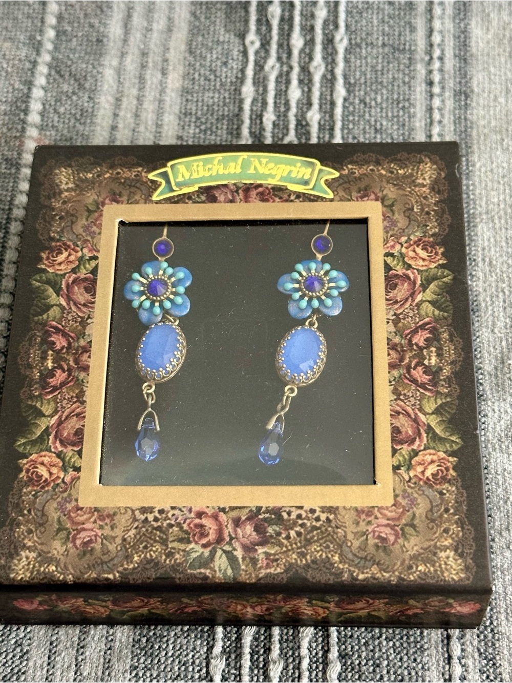 NIB Michal Negrin Blue Swarovski Crystal Flower Dangle Earrings Victorian - Picture 2 of 7